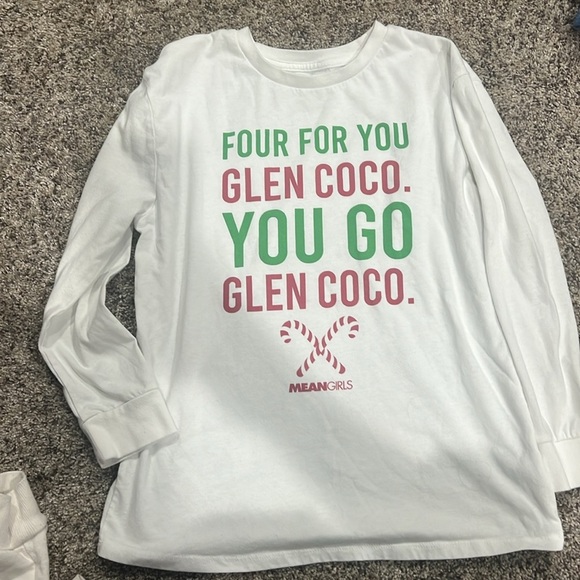 Girls holiday tee and sweatshirt set size L (10/12) - Picture 4 of 5